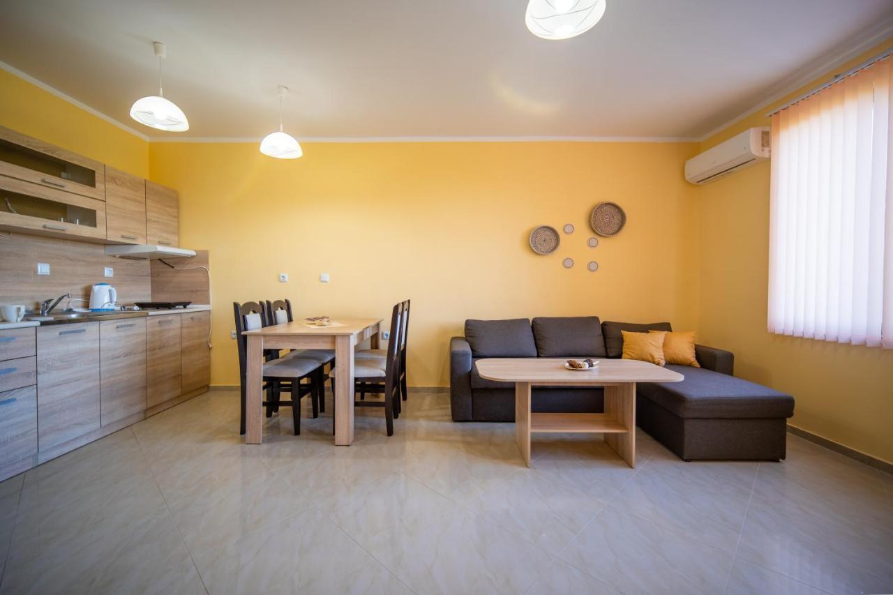 Stefaniya Apartments Sozopol Exterior photo